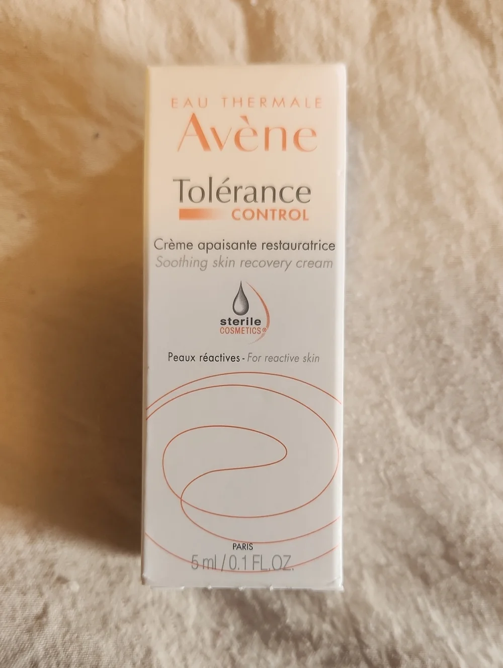 💕5/$25 Tolérance Control Soothing Skin Recovery Cream — White/Peach